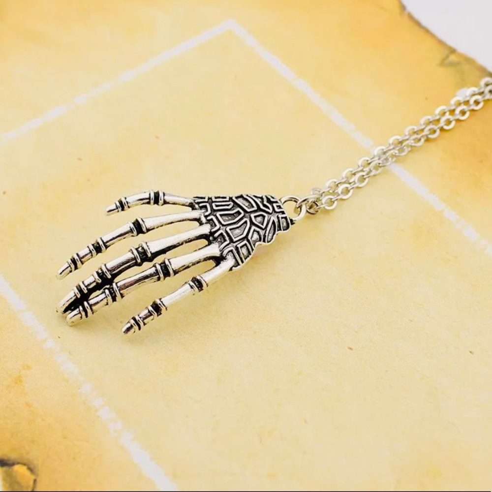 Skeleton ๐ Hand Necklace - Picture 3 of 7